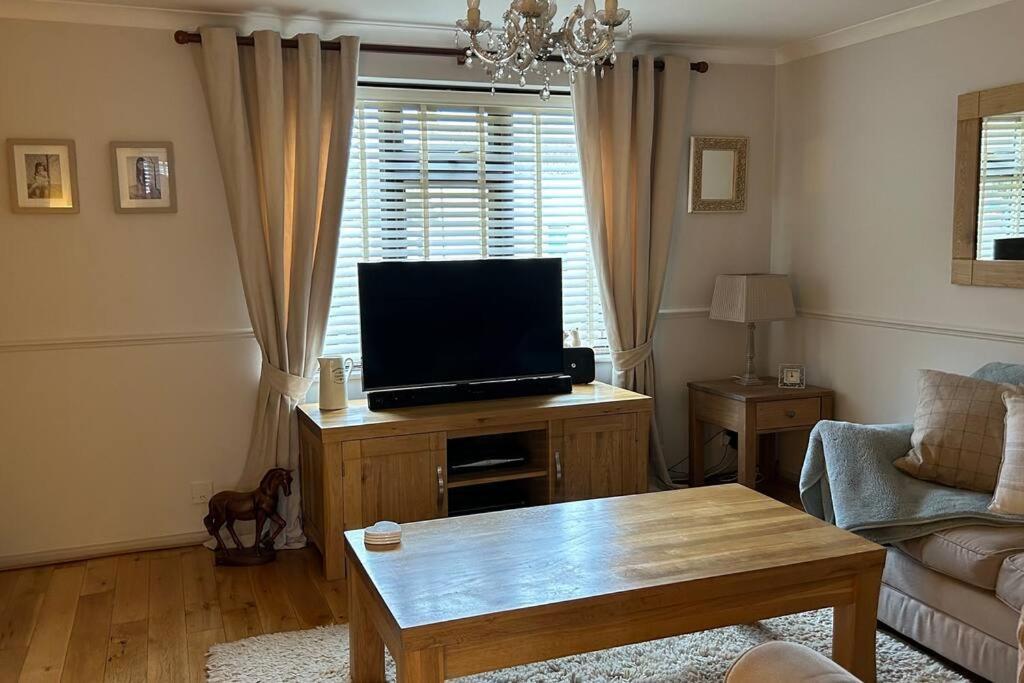 Cosy 2 Bed, Home From Home Haddenham  Exterior foto