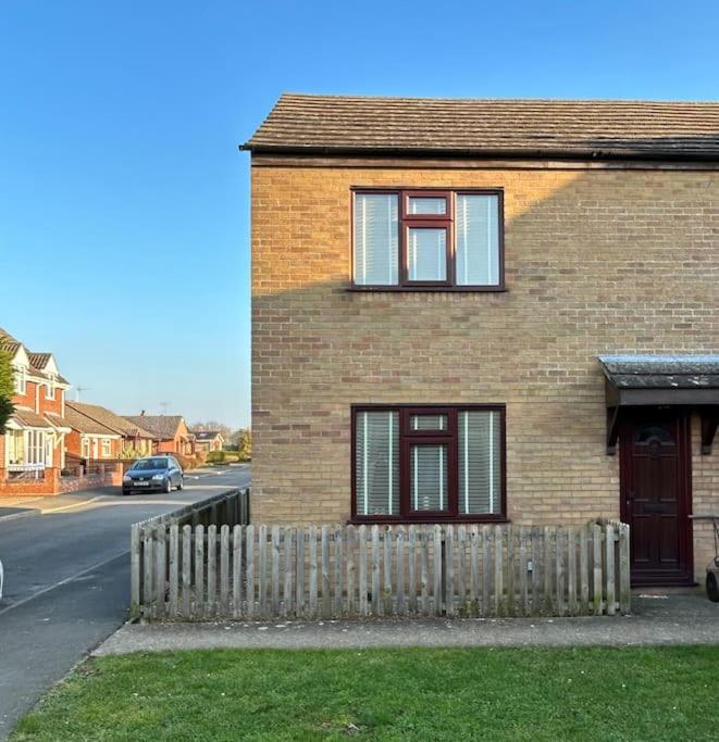 Cosy 2 Bed, Home From Home Haddenham  Exterior foto